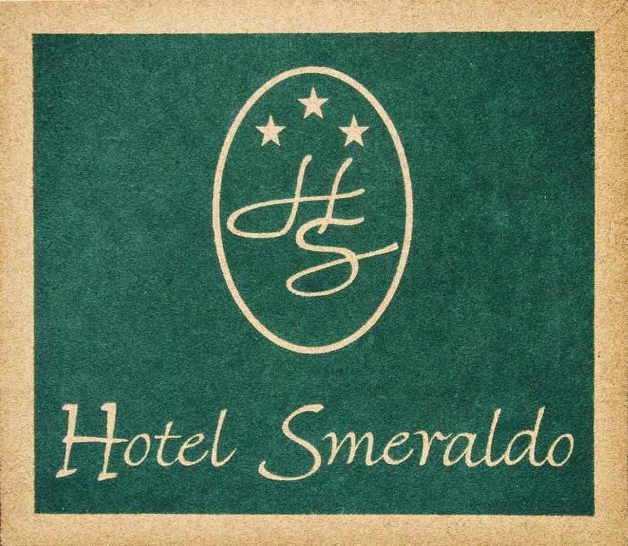 לאזיסה Hotel Smeraldo מראה חיצוני תמונה